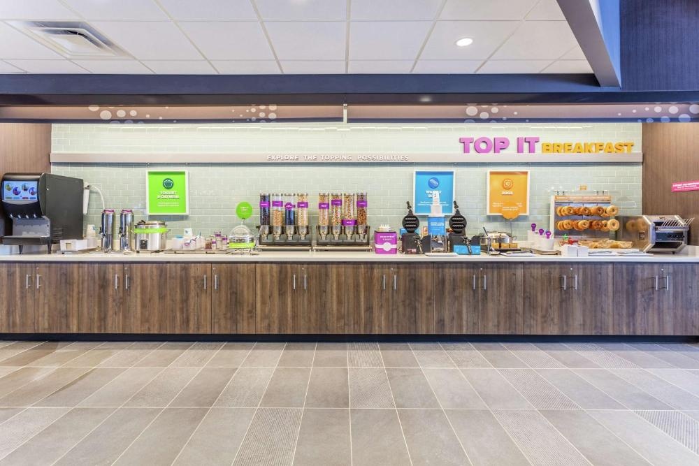 Tru by Hilton Vestal Binghamton, NY