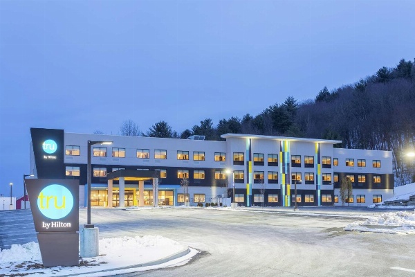 Tru by Hilton Vestal Binghamton, NY image 4